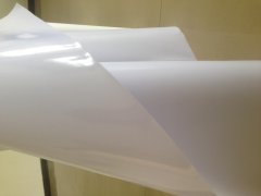 UV喷绘黑白底刀刮布材质选择